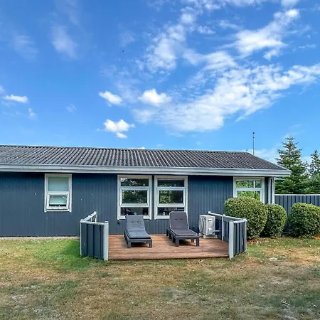 Semesterbostad 3 Bedroom Gorgeous In